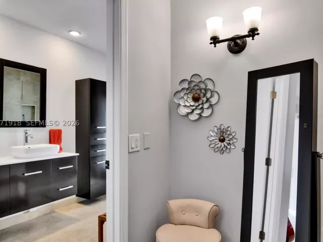 Продажа дома по адресу 13241 SW 104th Ave - фото 9372406