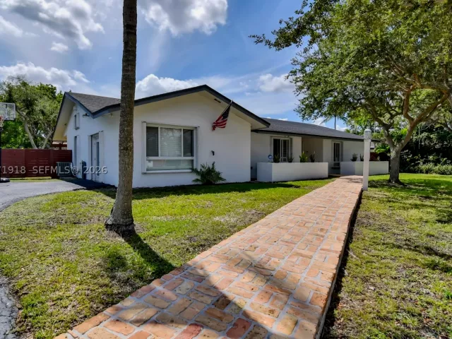 Продажа дома по адресу 13241 SW 104th Ave - фото 9372422