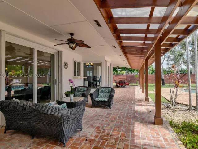 Продажа дома по адресу 13241 SW 104th Ave - фото 9372430