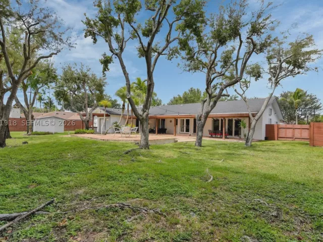 Продажа дома по адресу 13241 SW 104th Ave - фото 9372435