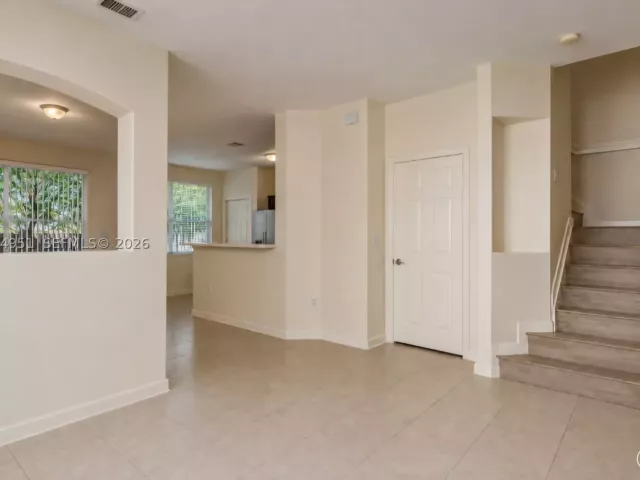 Продажа дома по адресу 8171 NW 107th Ct - фото 9361842