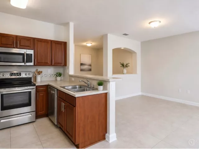 Продажа дома по адресу 8171 NW 107th Ct - фото 9361844
