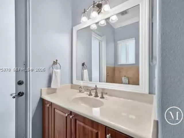 Продажа дома по адресу 26602 SW 149th Ct - фото 9362653