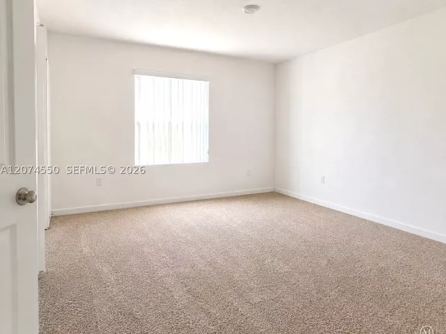 Продажа дома по адресу 364 NW 8th Ct 364 - фото 9368532