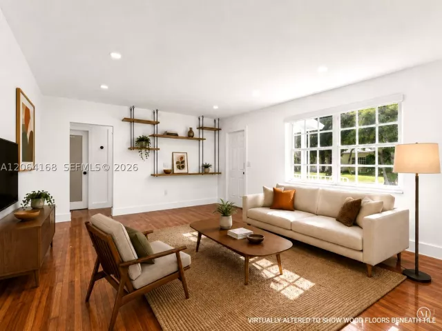 Продажа дома по адресу 902 NW 10th Ct - фото 9376929