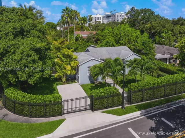 Продажа дома по адресу 902 NW 10th Ct - фото 9376939