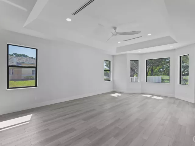 Продажа дома по адресу 11690 STONEHAVEN Way - фото 9371195