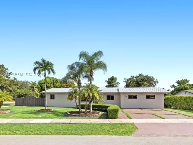 Продажа дома по адресу 1391 NW 18th St - фото 9368708