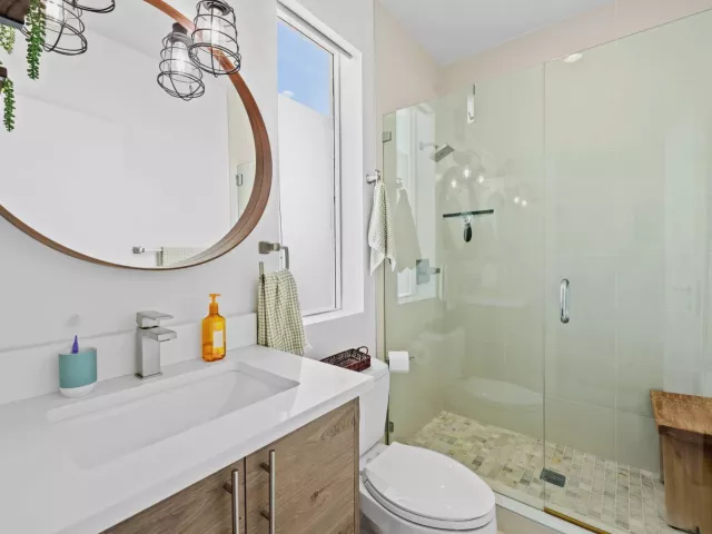 Продажа дома по адресу 757 NE 4TH Avenue - фото 9372876