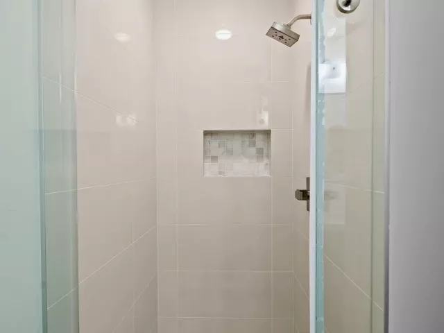 Продажа дома по адресу 757 NE 4TH Avenue - фото 9372882