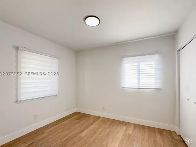 Продажа дома по адресу 1119 NW 11th Ct - фото 9368199