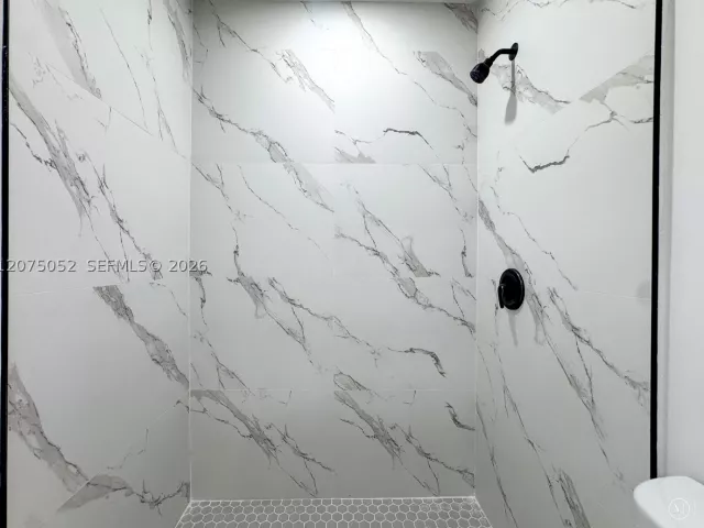 Продажа дома по адресу 1119 NW 11th Ct - фото 9368201