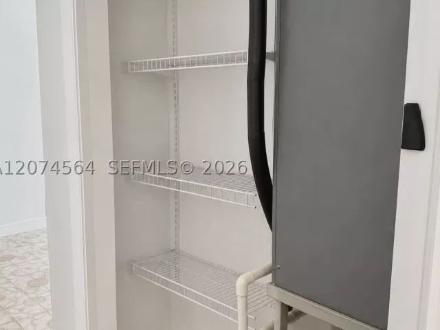Продажа дома по адресу 3010 NW 32nd St - фото 9367670