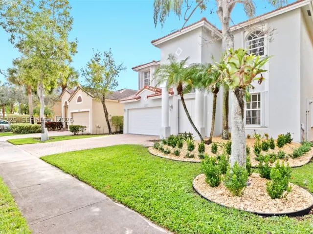 Продажа дома по адресу 15842 SW 14 ST - фото 9360597