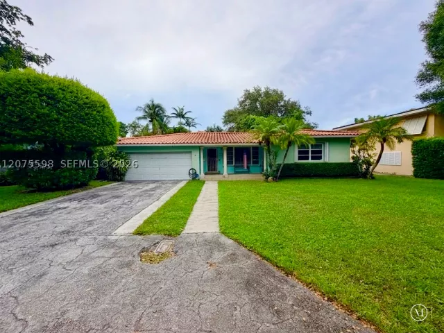 Продажа дома по адресу 951 NE 115th St - фото 9372709