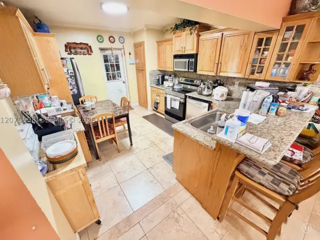 Продажа дома по адресу 951 NE 115th St - фото 9372728