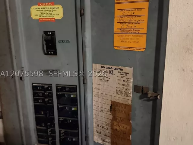 Продажа дома по адресу 951 NE 115th St - фото 9372734