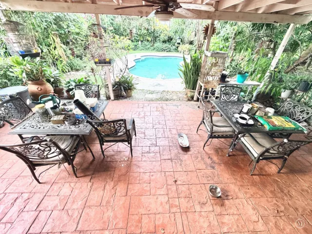 Продажа дома по адресу 951 NE 115th St - фото 9372736