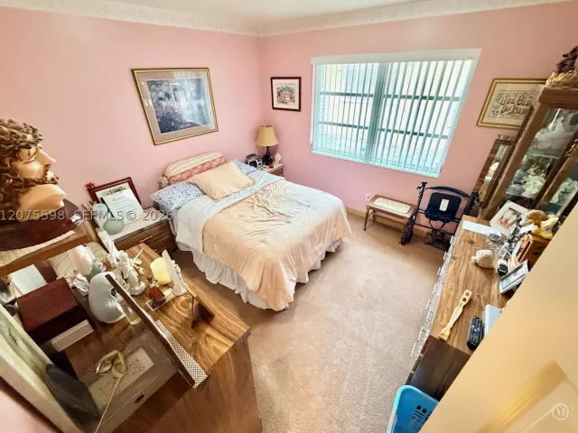 Продажа дома по адресу 951 NE 115th St - фото 9372714