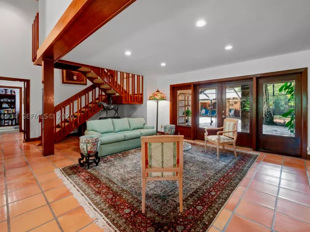 Продажа дома по адресу 9490 Old Cutler Ln - фото 9386198