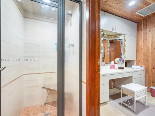 Продажа дома по адресу 9490 Old Cutler Ln - фото 9386215