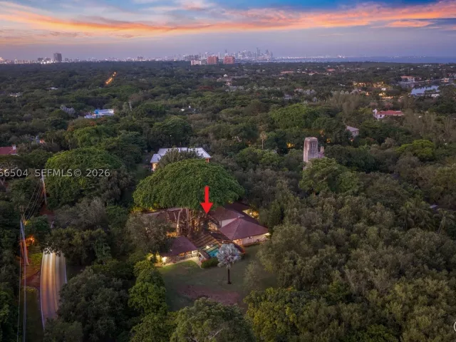 Продажа дома по адресу 9490 Old Cutler Ln - фото 9386190