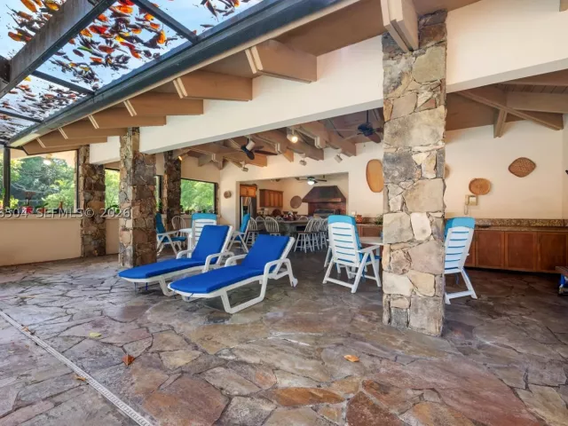 Продажа дома по адресу 9490 Old Cutler Ln - фото 9386229