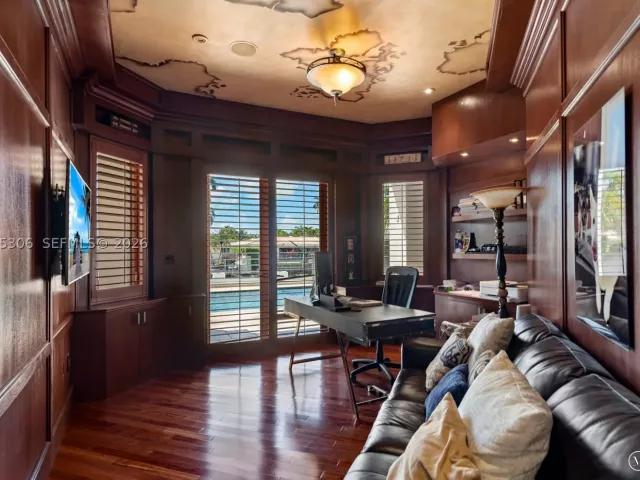 Продажа дома по адресу 3442 NE 171st St - фото 9361312