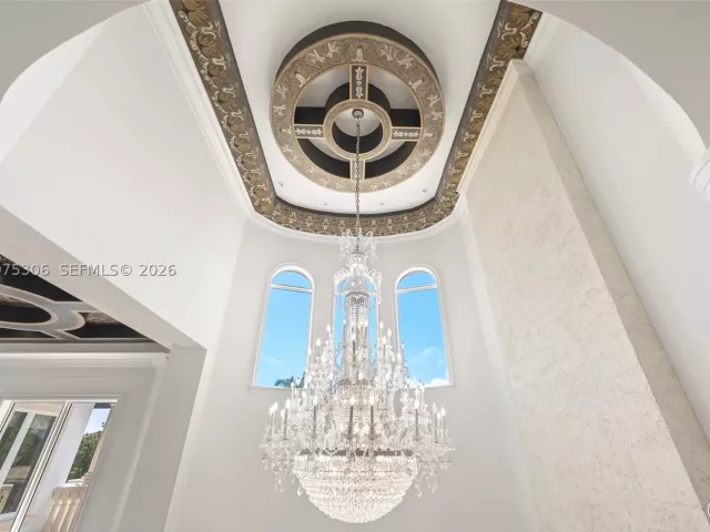 Продажа дома по адресу 3442 NE 171st St - фото 9361330