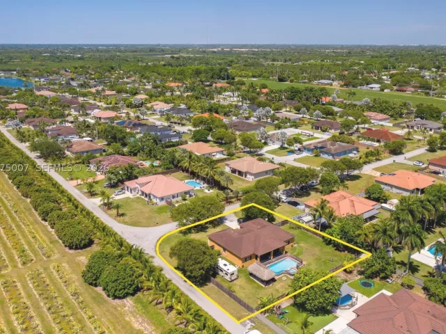 Продажа дома по адресу 20562 SW 324 st - фото 9363752