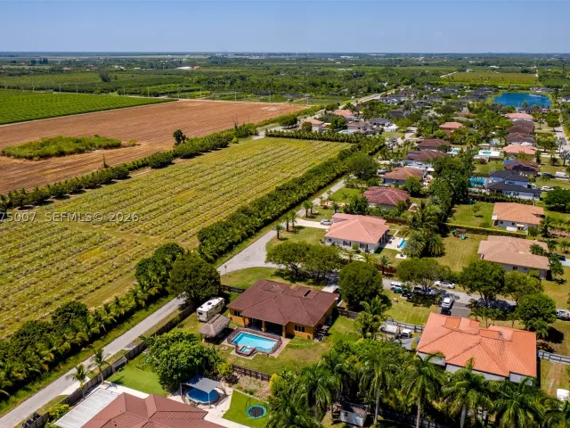 Продажа дома по адресу 20562 SW 324 st - фото 9363756