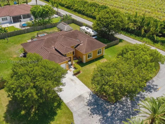 Продажа дома по адресу 20562 SW 324 st - фото 9363739