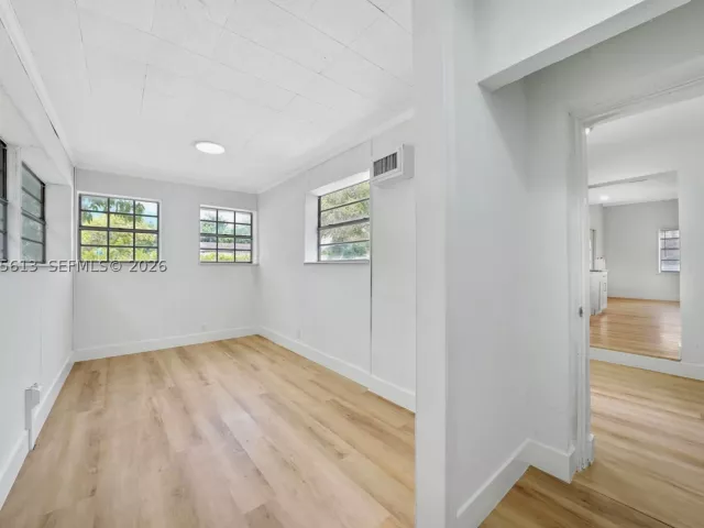 Продажа дома по адресу 360 NW 179th Ter - фото 9361269