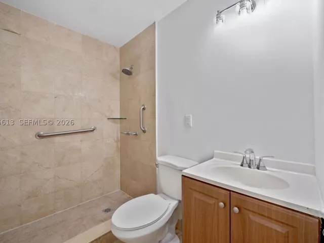 Продажа дома по адресу 360 NW 179th Ter - фото 9361283