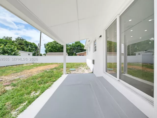 Продажа дома по адресу 2200 NW 110th St - фото 9365686