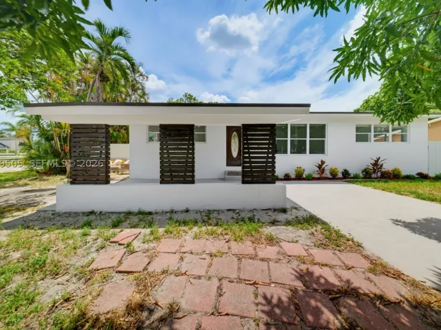 Продажа дома по адресу 2200 NW 110th St - фото 9365690