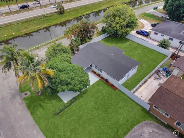 Продажа дома по адресу 2200 NW 110th St - фото 9365675