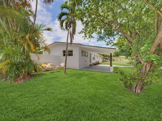 Продажа дома по адресу 2200 NW 110th St - фото 9365676