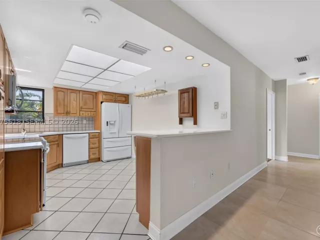 Продажа дома по адресу 16111 SW 103rd Ct - фото 9373067