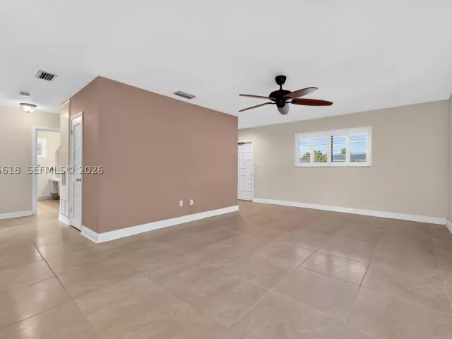 Продажа дома по адресу 16111 SW 103rd Ct - фото 9373070