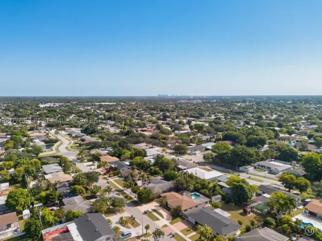 Продажа дома по адресу 16111 SW 103rd Ct - фото 9373092