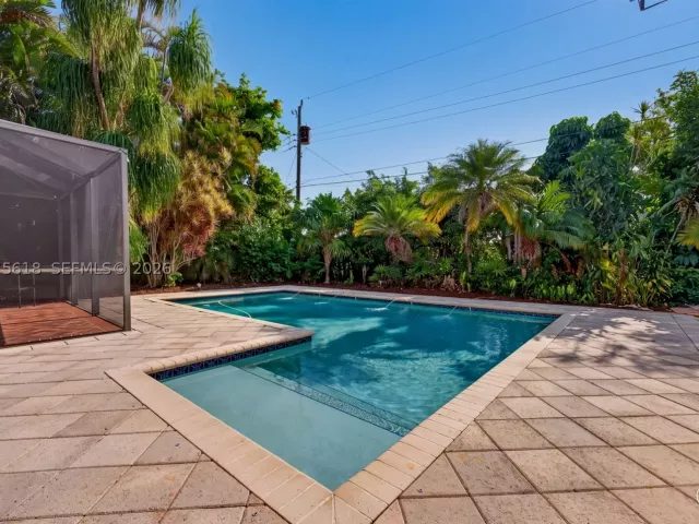 Продажа дома по адресу 16111 SW 103rd Ct - фото 9373059