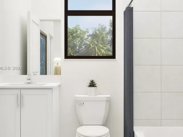 Продажа дома по адресу 171 SE 20 Ave - фото 9362703