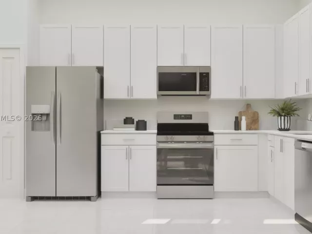 Продажа дома по адресу 171 SE 20 Ave - фото 9362691