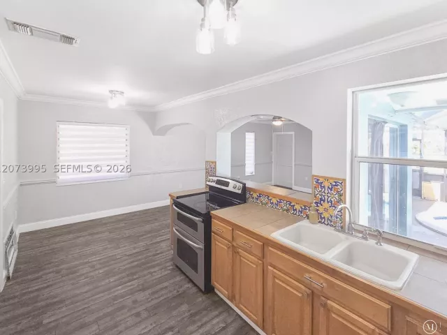 Продажа дома по адресу 7505 Cleveland St - фото 9365843