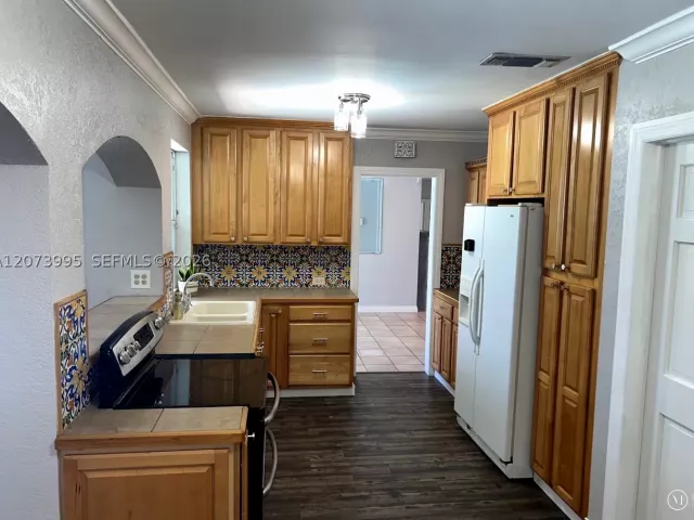 Продажа дома по адресу 7505 Cleveland St - фото 9365844