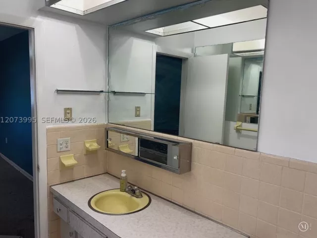 Продажа дома по адресу 7505 Cleveland St - фото 9365854