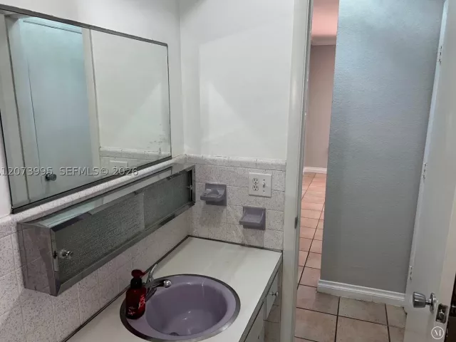 Продажа дома по адресу 7505 Cleveland St - фото 9365857
