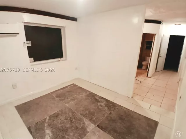 Продажа дома по адресу 759 S Biscayne River Dr - фото 9365751