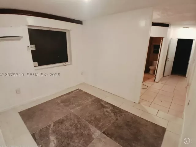 Продажа дома по адресу 759 S Biscayne River Dr - фото 9365754